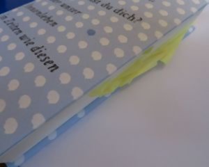 Buch mit Lesezeichen