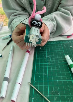 Geschafft! Gebastelter Roboter